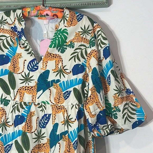 Brand new BRITTON COURT HATTIE DRESS IN TROPICAL LEAVES cheetah print mini XL - Picture 3 of 8